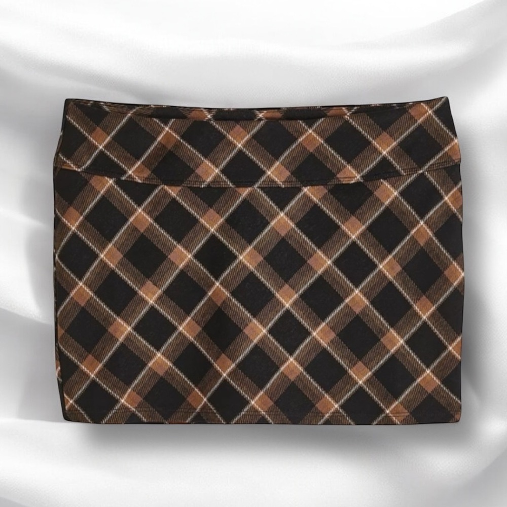 H&M Women’s Plaid Mini-Skirt